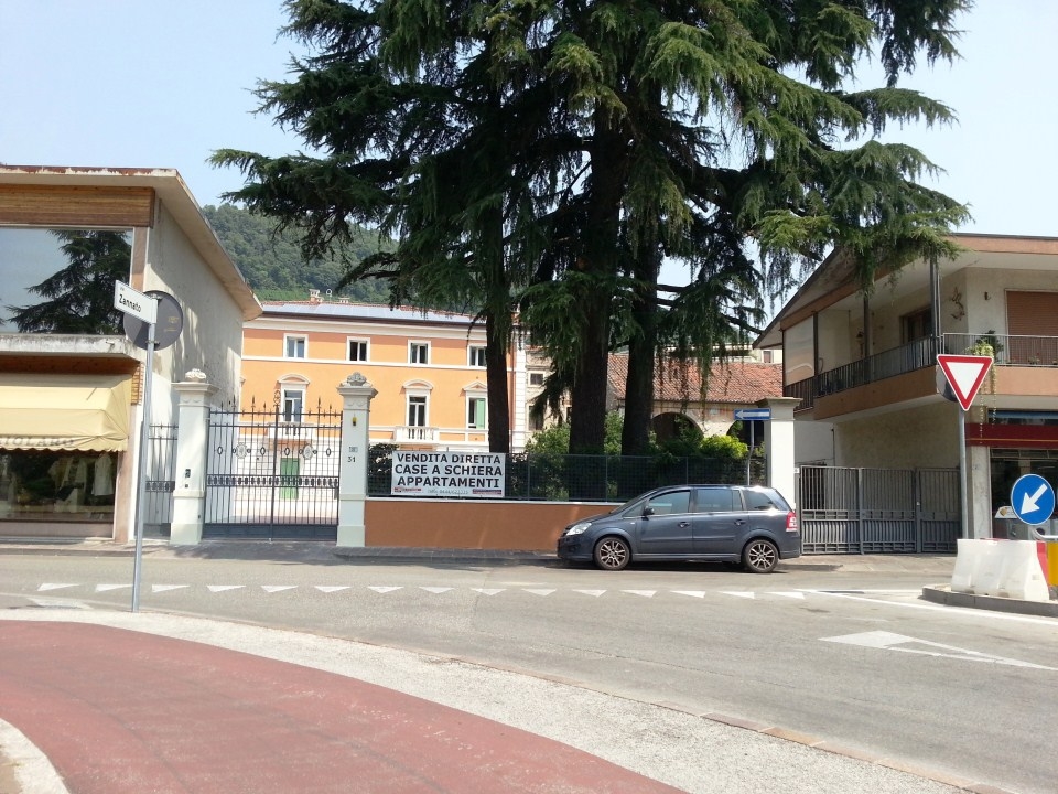 ingresso-via-lorenzoni.jpg